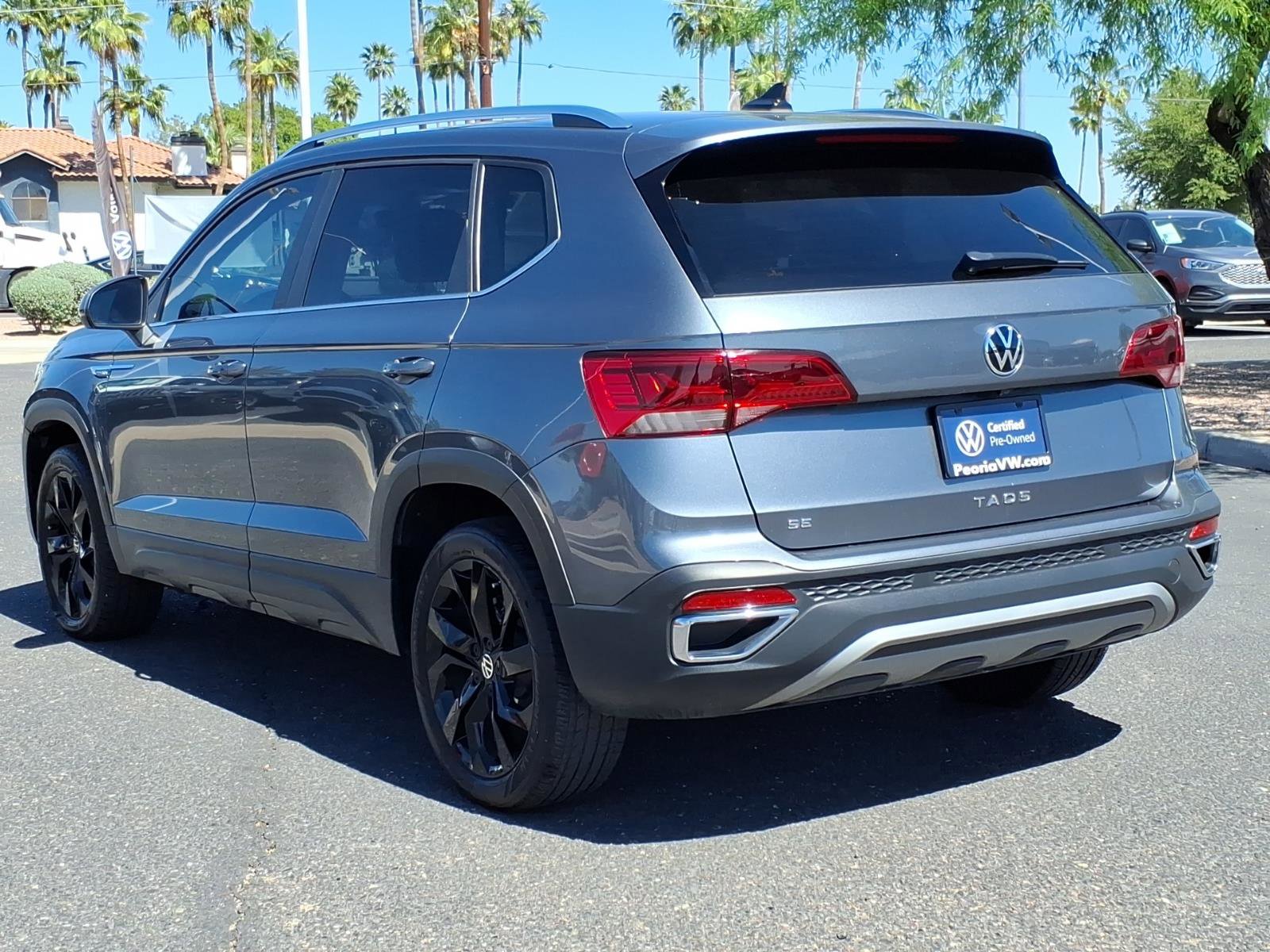 Certified 2023 Volkswagen Taos SE w/ Black Wheel Package image 5