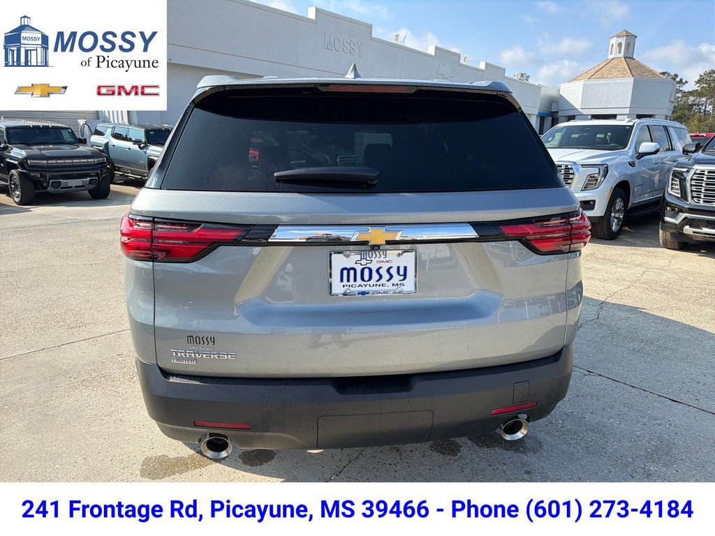 Used 2024 Chevrolet Traverse LS w/ Safety Package image 6