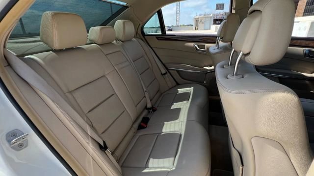 Used 2015 Mercedes-Benz E 350 4MATIC Sedan image 71