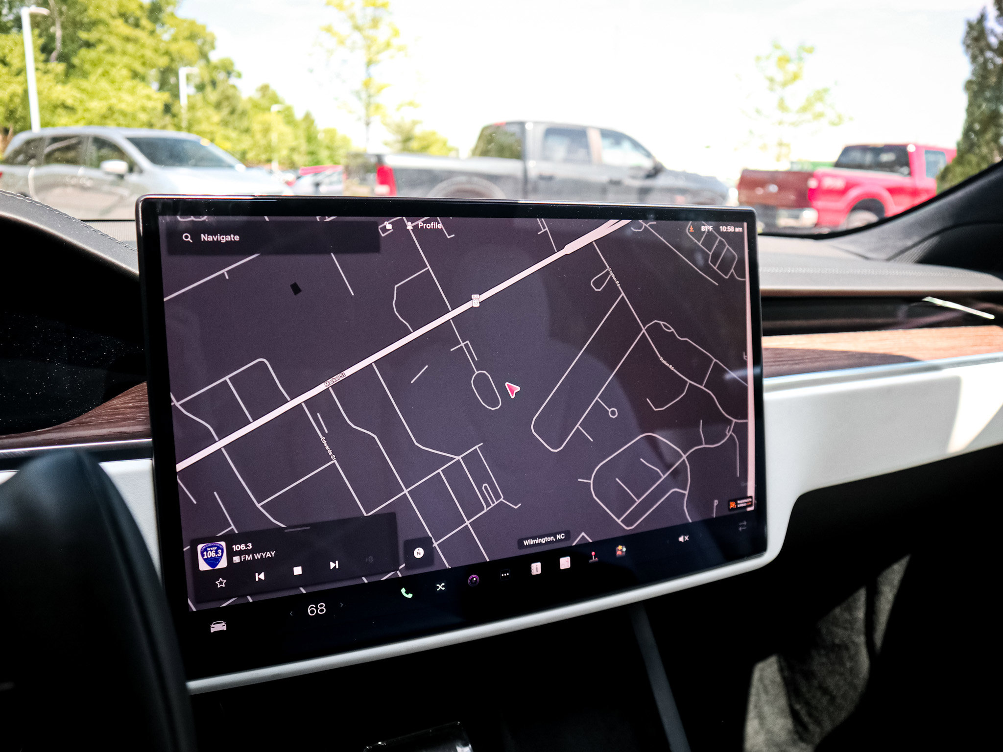 Used 2023 Tesla Model S AWD/4WD image 24
