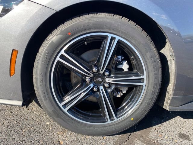 Used 2024 Ford Mustang Premium image 20