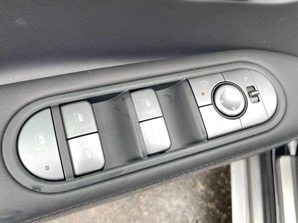 New 2025 Hyundai Ioniq 5 Limited image 38