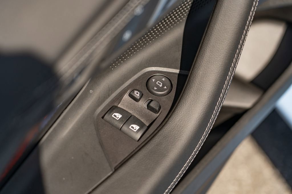 Used 2025 BMW M2 image 13