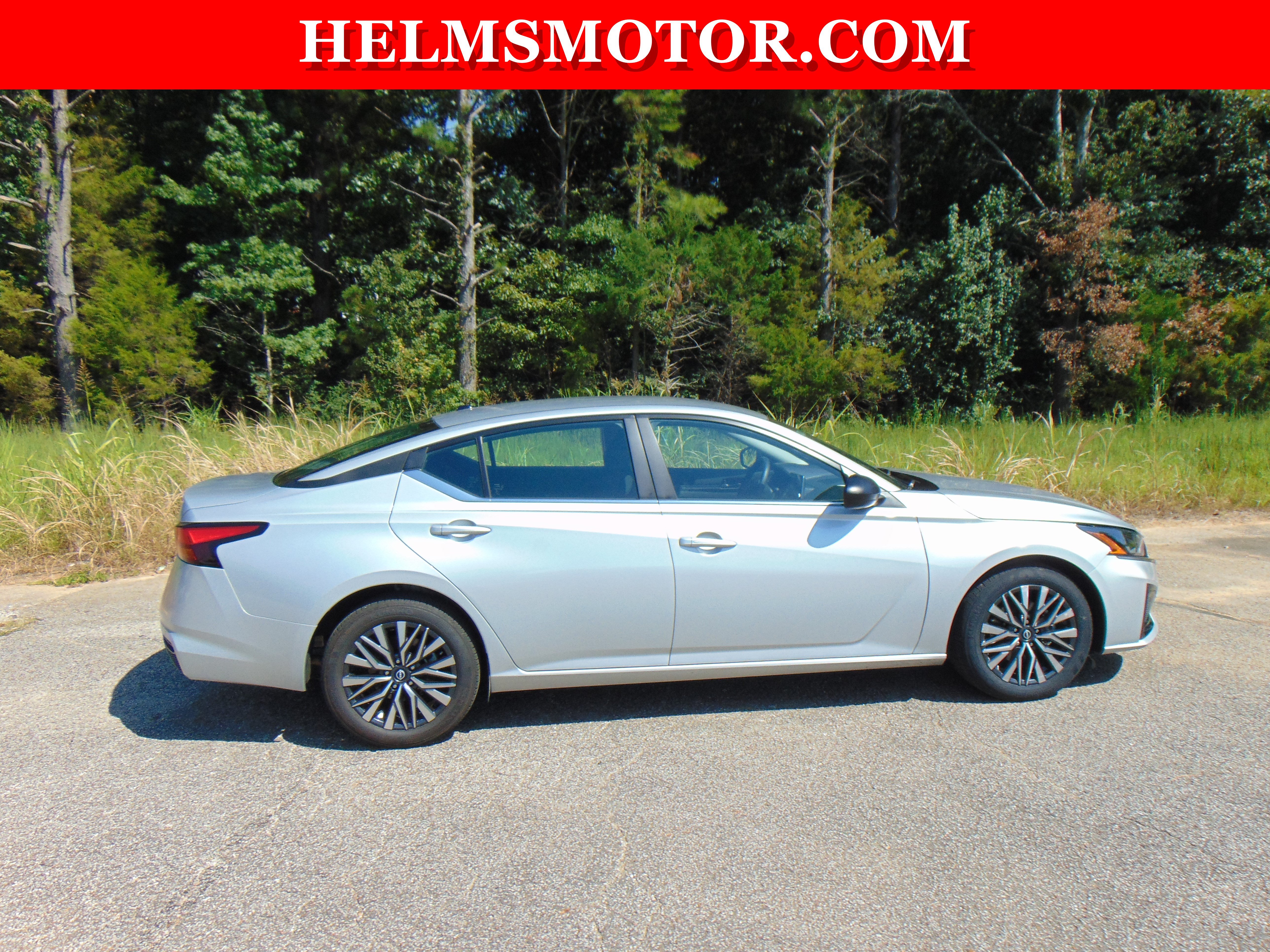 Used 2026 Nissan Altima 2.5 SV FWD image 14