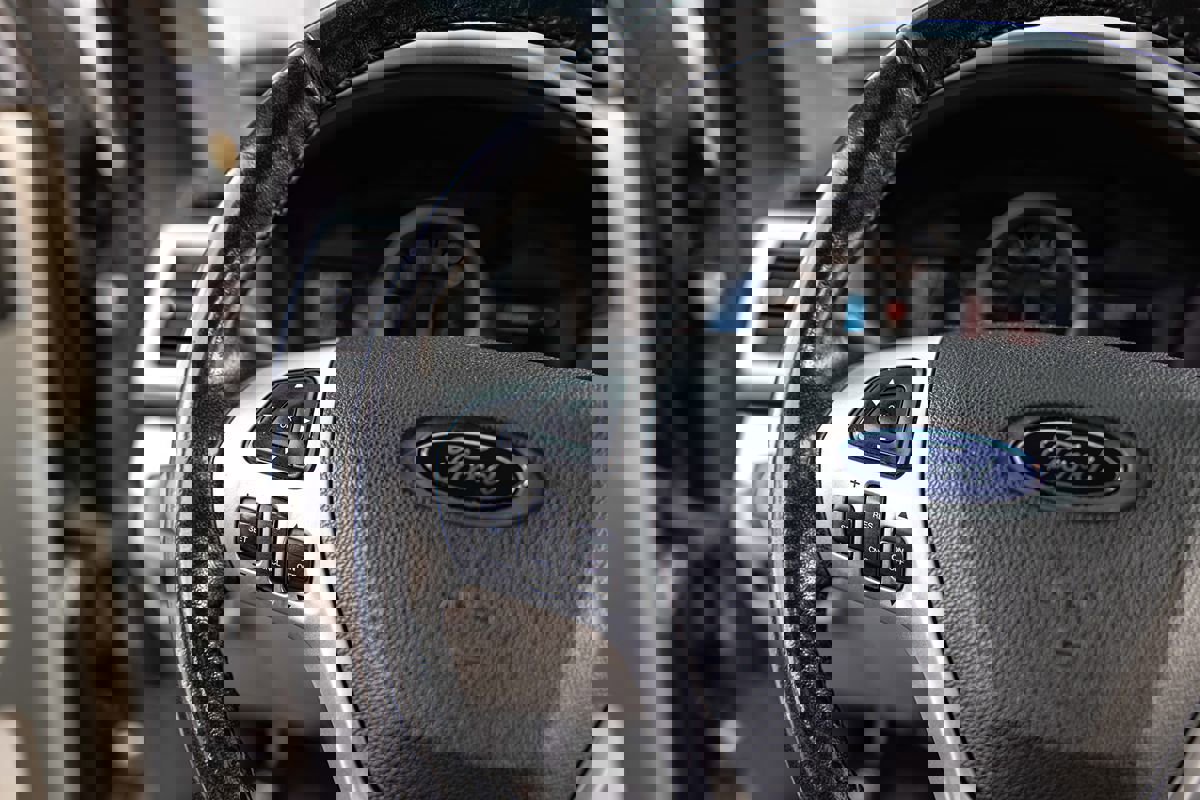 Used 2011 Ford Explorer XLT w/ 202A Rapid Spec Order Code image 24