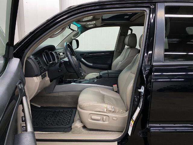 Used 2007 Toyota 4Runner Limited image 10