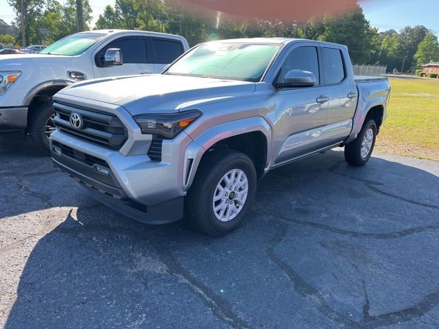Used 2024 Toyota Tacoma SR5 RWD image 4