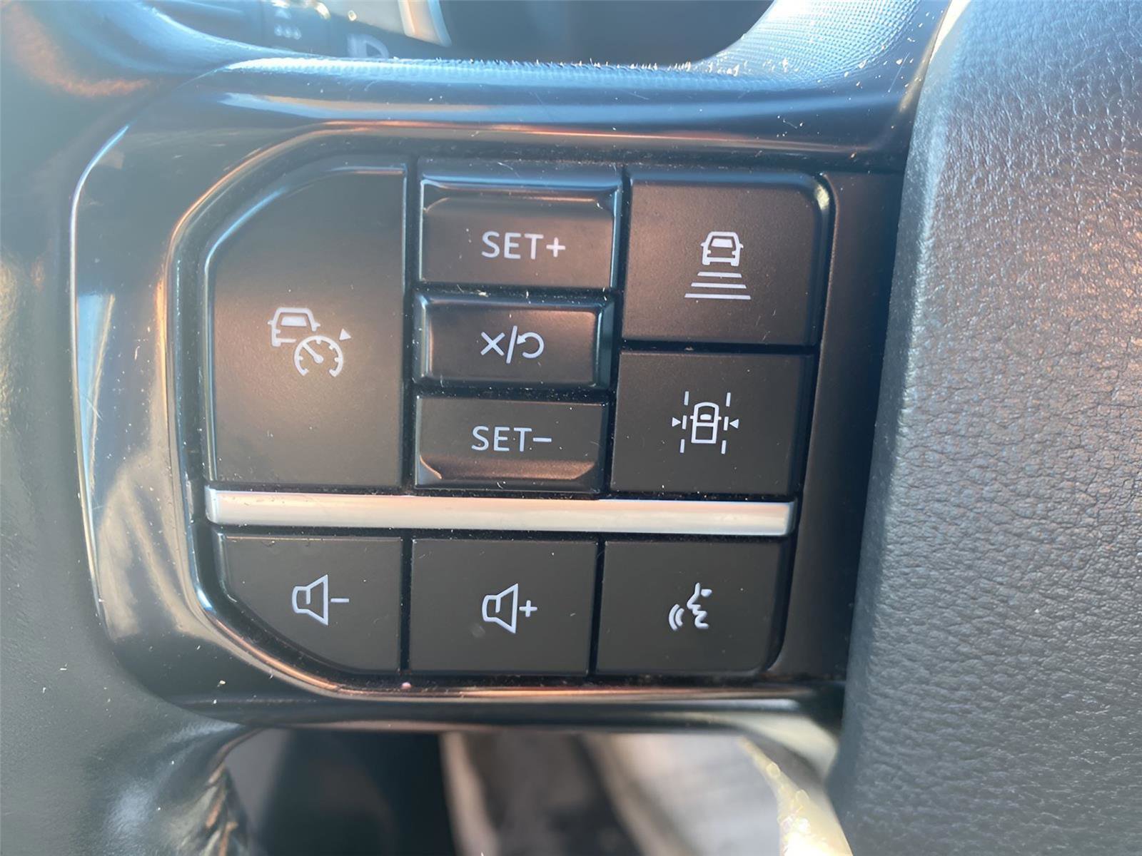 Used 2021 Ford F150 Platinum w/ Equipment Group 701A High image 24