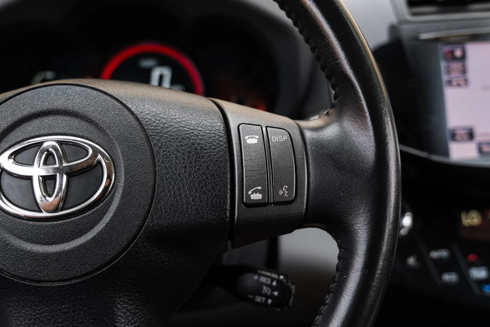Used 2014 Toyota RAV4 EV FWD image 15