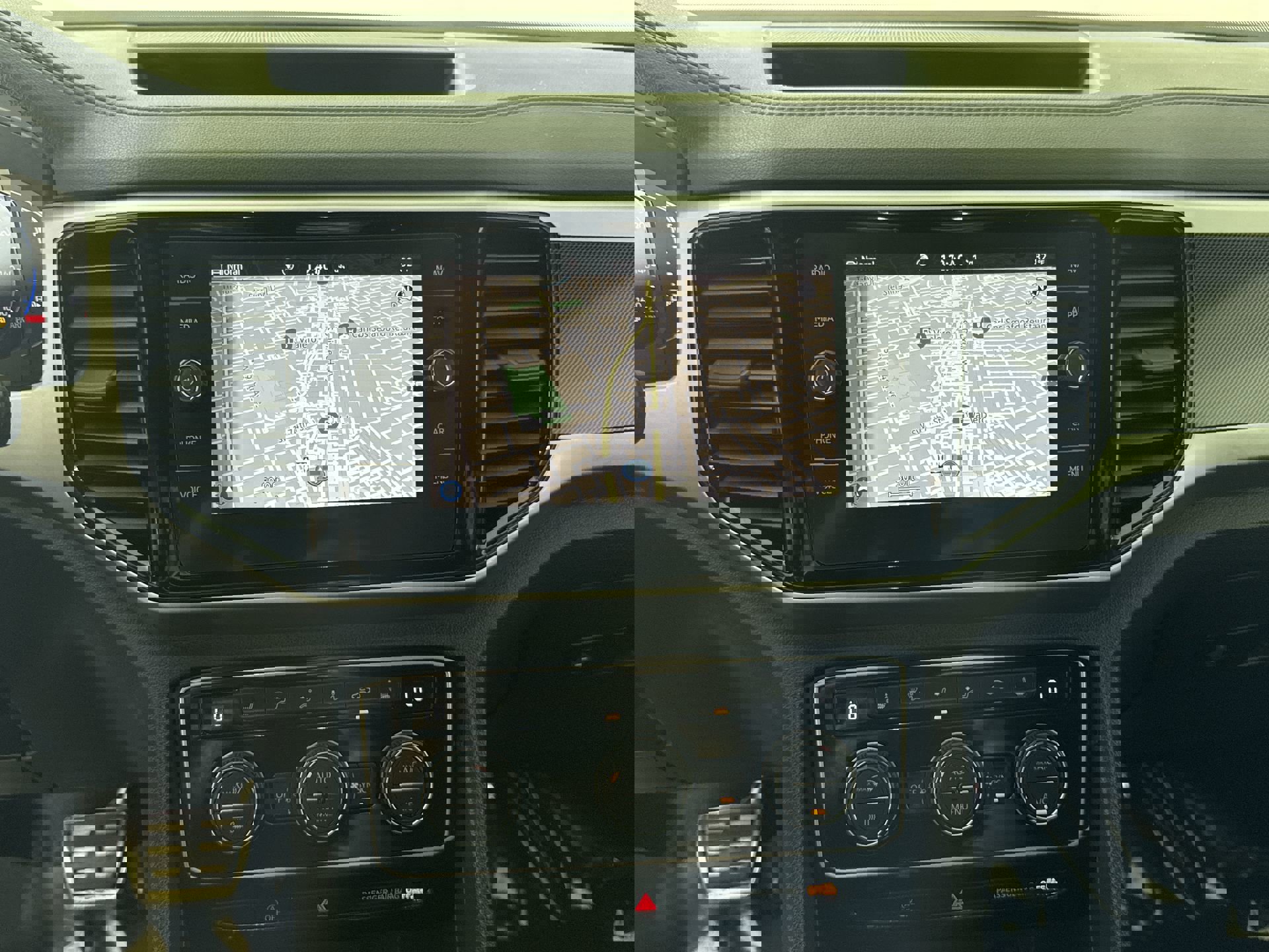 Used 2021 Volkswagen Atlas Cross Sport SEL R-Line image 23