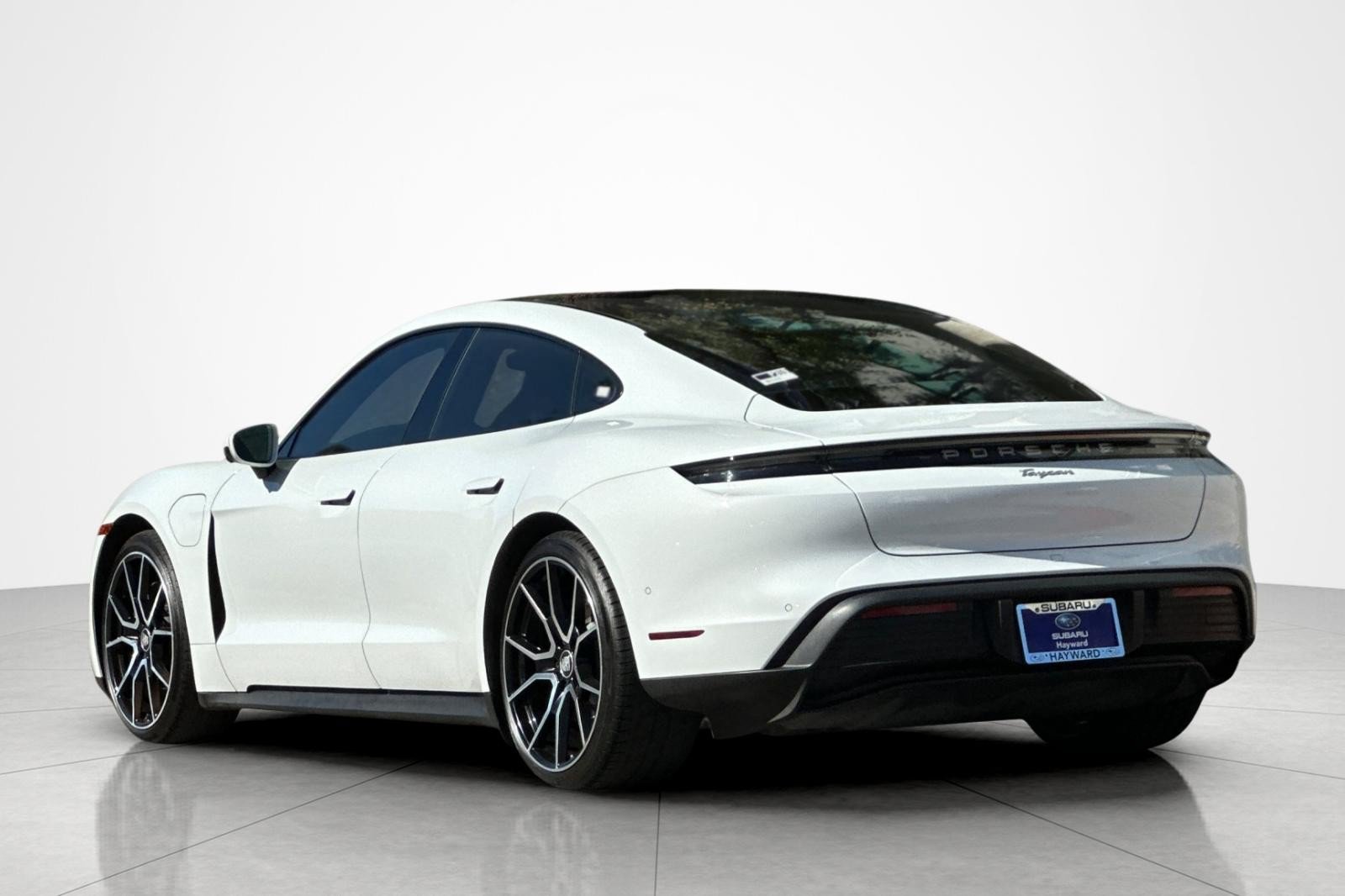 Used 2023 Porsche Taycan w/ Premium Package RWD image 3