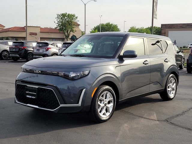 Certified 2025 Kia Soul LX w/ LX Technology Package image 10