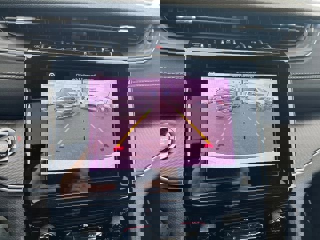 New 2025 Jeep Grand Cherokee L Laredo image 18