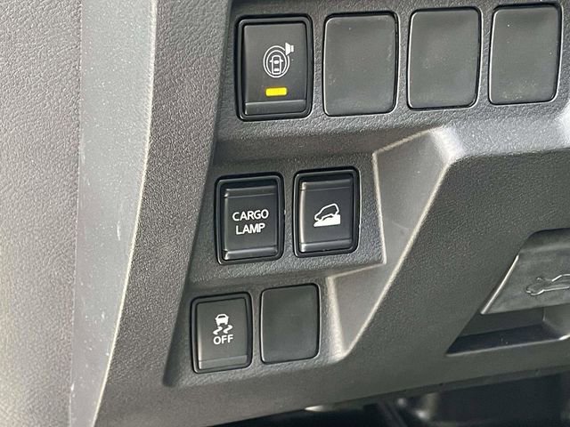 Used 2025 Nissan Frontier SV AWD/4WD image 20