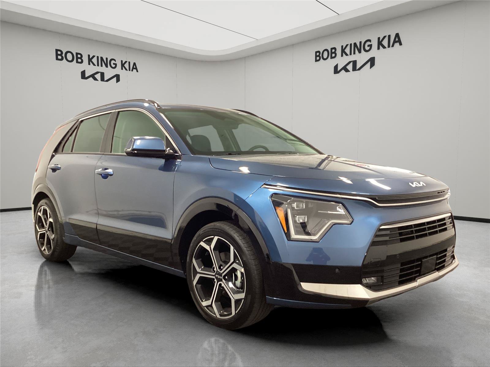 New 2026 Kia Niro SX Touring FWD image 7
