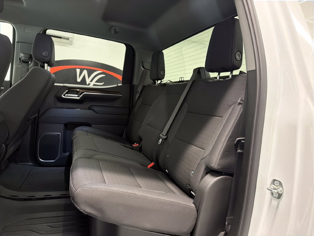 Used 2026 GMC Sierra 1500 SLE AWD/4WD image 14