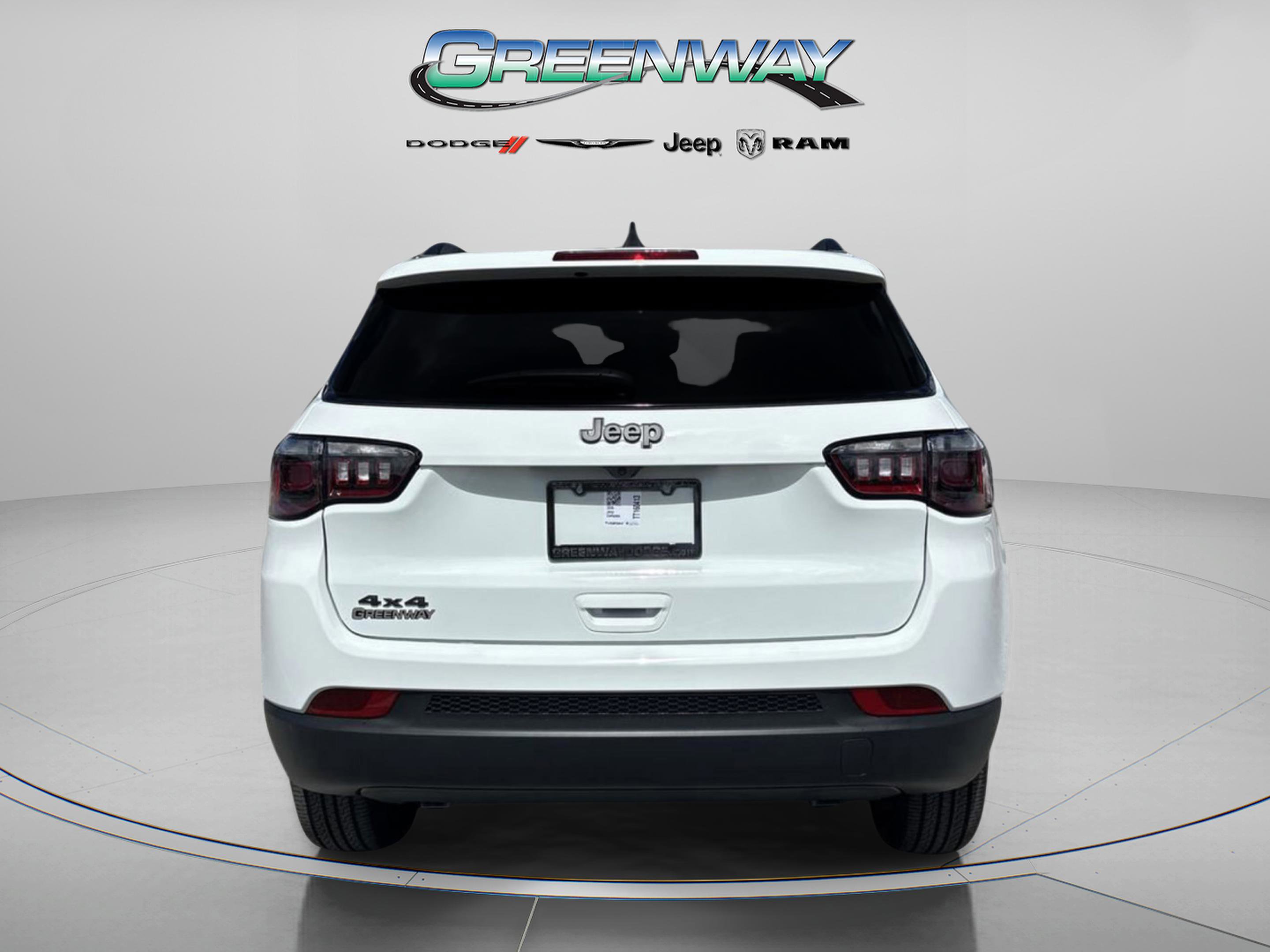 New 2026 Jeep Compass Latitude image 3