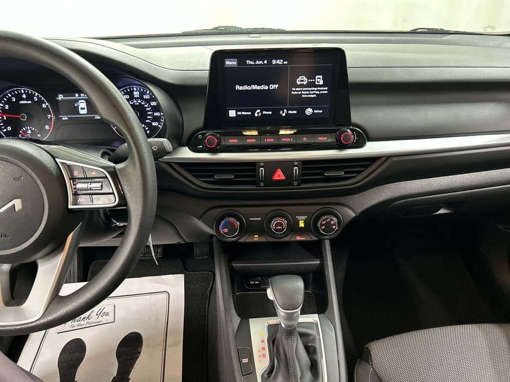 Certified 2023 Kia Forte LXS FWD image 18