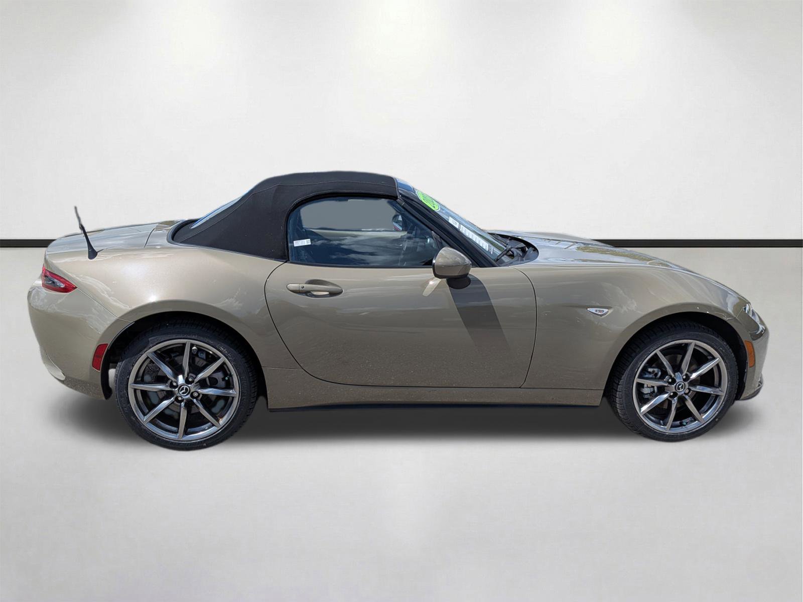 Certified 2023 MAZDA MX-5 Miata Grand Touring w/ Weather Package image 3