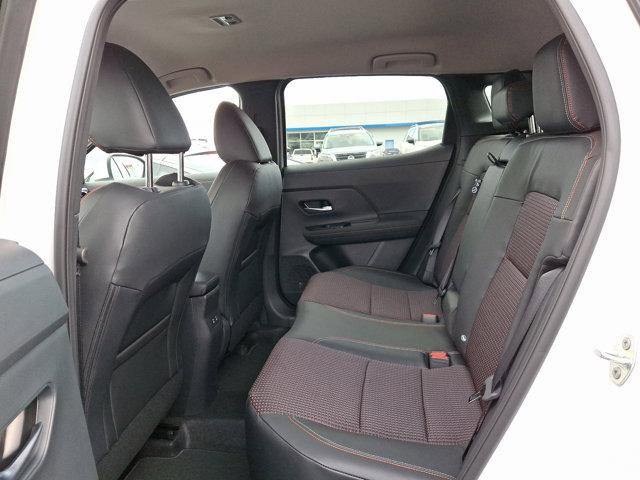 New 2025 Nissan Kicks SR image 5