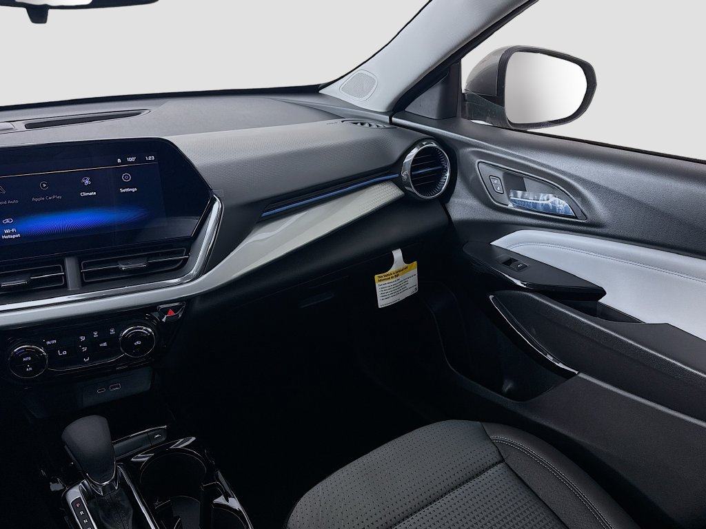 New 2026 Chevrolet Trax LT FWD image 24