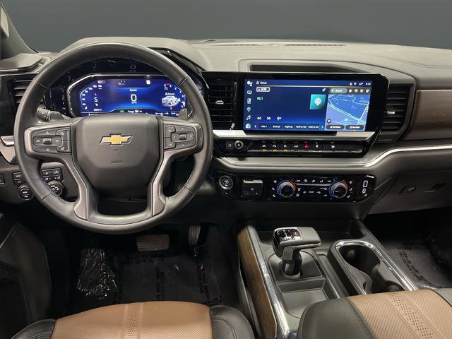 Certified 2025 Chevrolet Silverado 1500 High Country AWD/4WD image 8