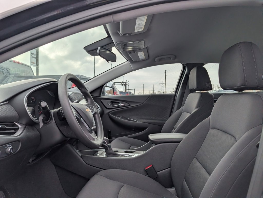 Used 2023 Chevrolet Malibu LT image 8