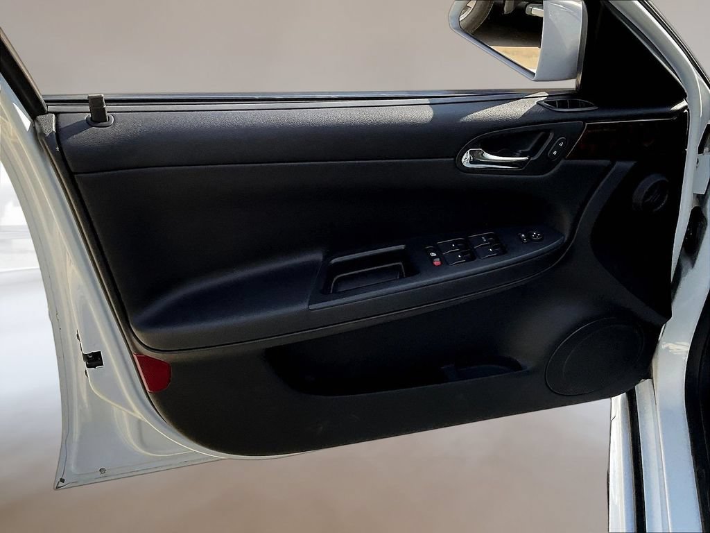 Used 2012 Chevrolet Impala LS FWD image 17