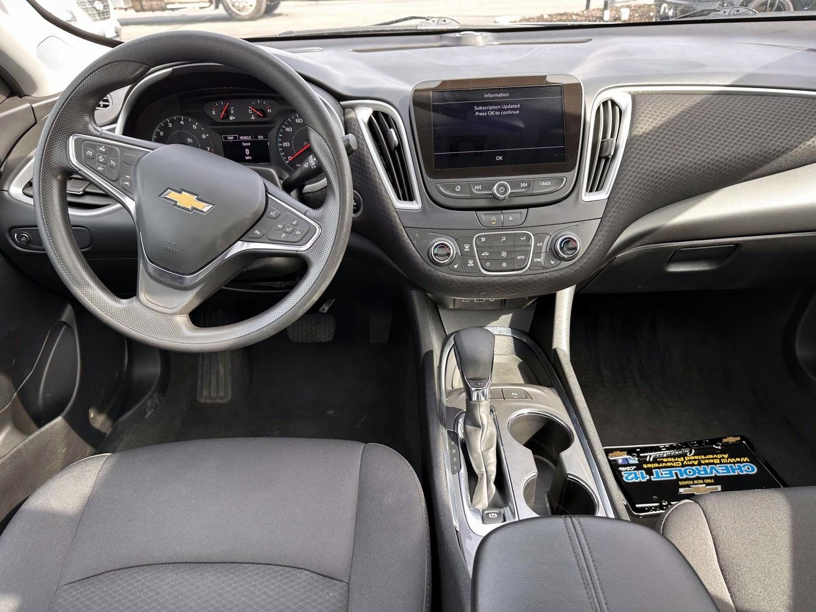 Used 2024 Chevrolet Malibu LT FWD image 15