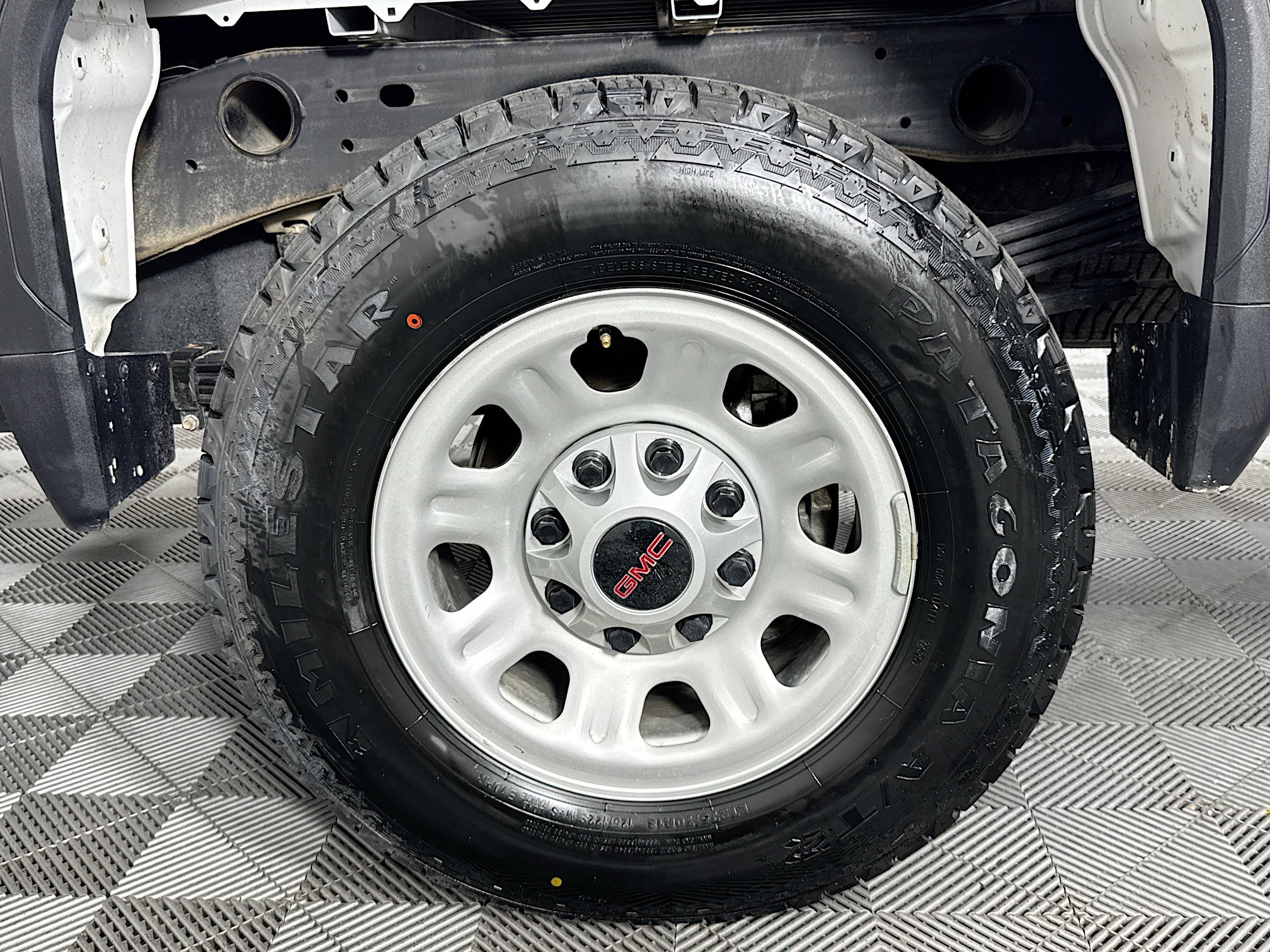 Used 2024 GMC Sierra 2500 Pro w/ Convenience Package image 34