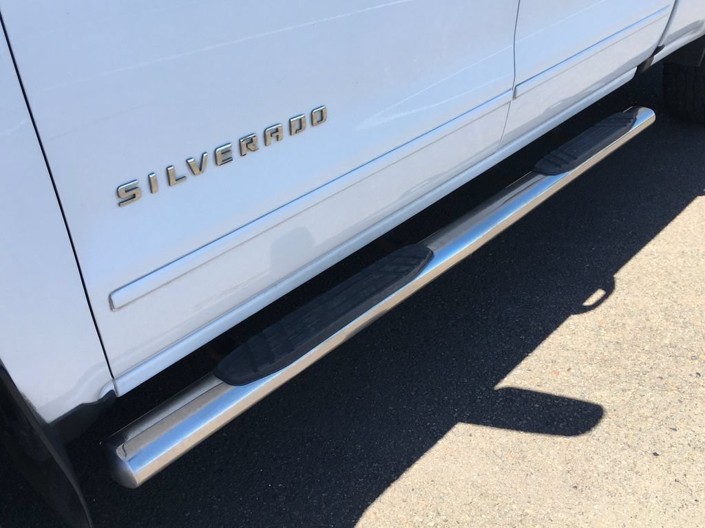 Used 2017 Chevrolet Silverado 1500 LT w/ All Star Edition AWD/4WD image 12