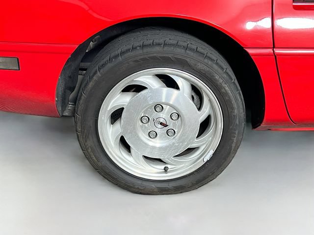 Used 1996 Chevrolet Corvette Convertible RWD image 27