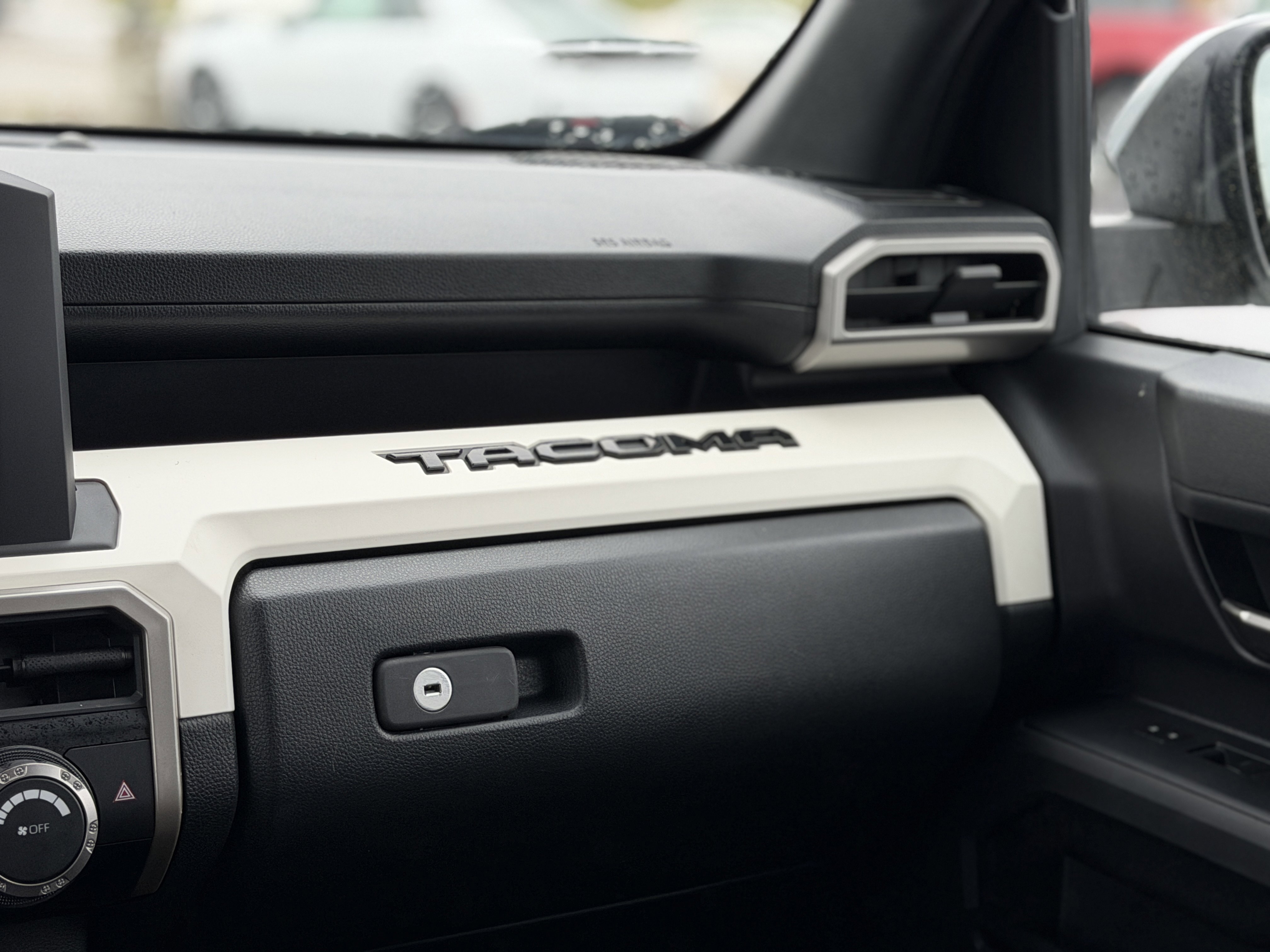 Used 2024 Toyota Tacoma TRD Off-Road AWD/4WD image 16