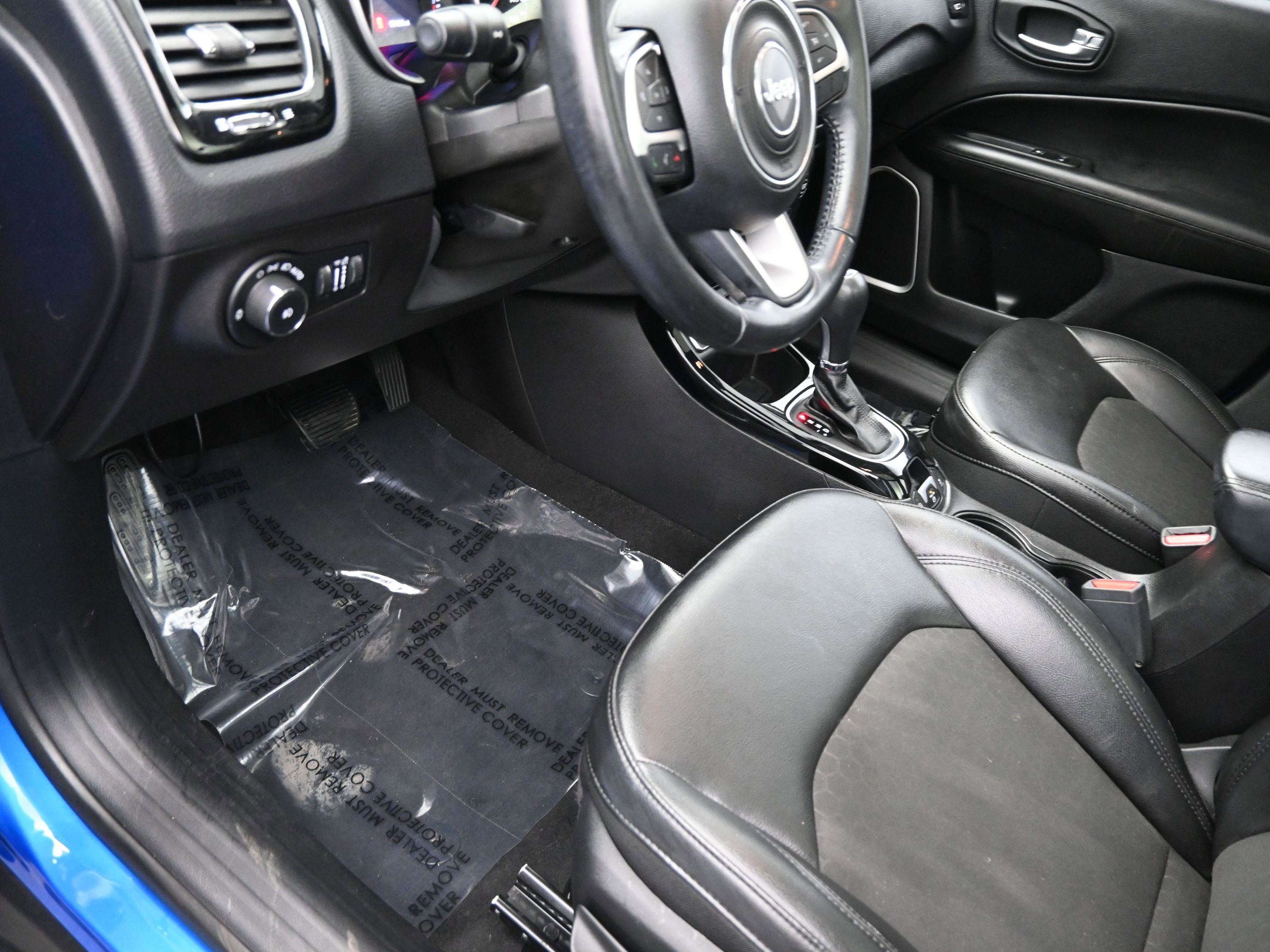 Used 2020 Jeep Compass Latitude image 17