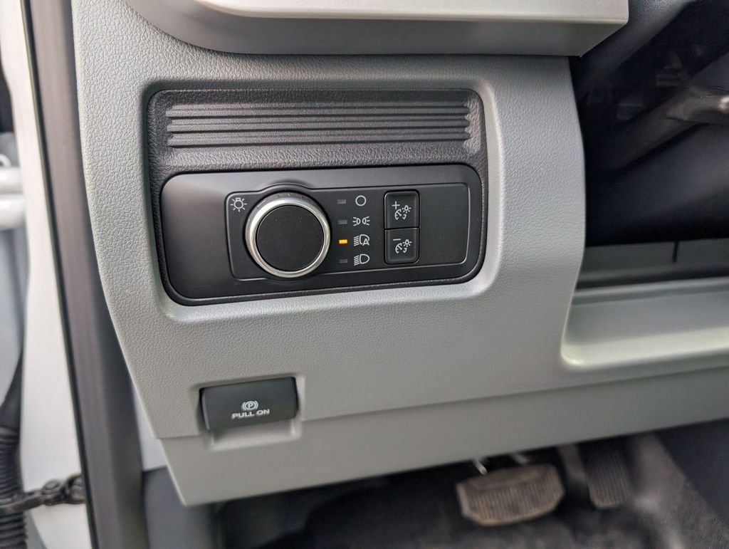 New 2025 Ford F550 4x4 Regular Cab Super Duty image 34