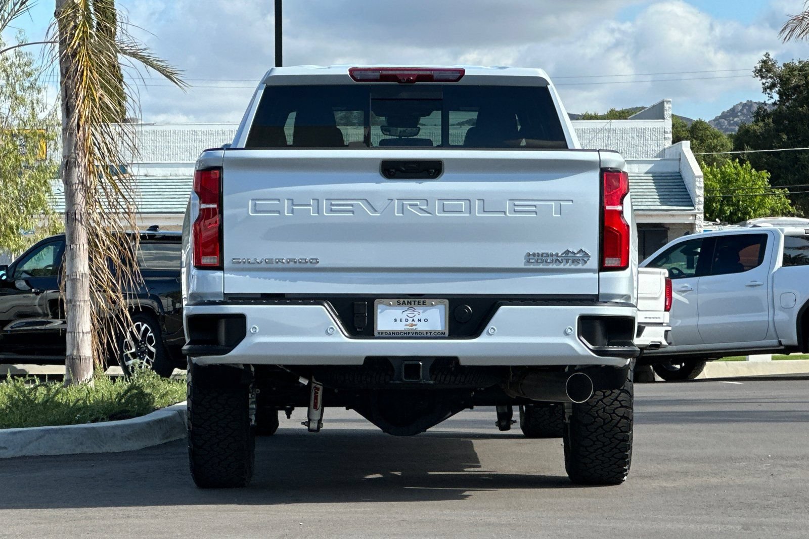 New 2026 Chevrolet Silverado 2500 High Country w/ High Country Premium Package AWD/4WD image 5