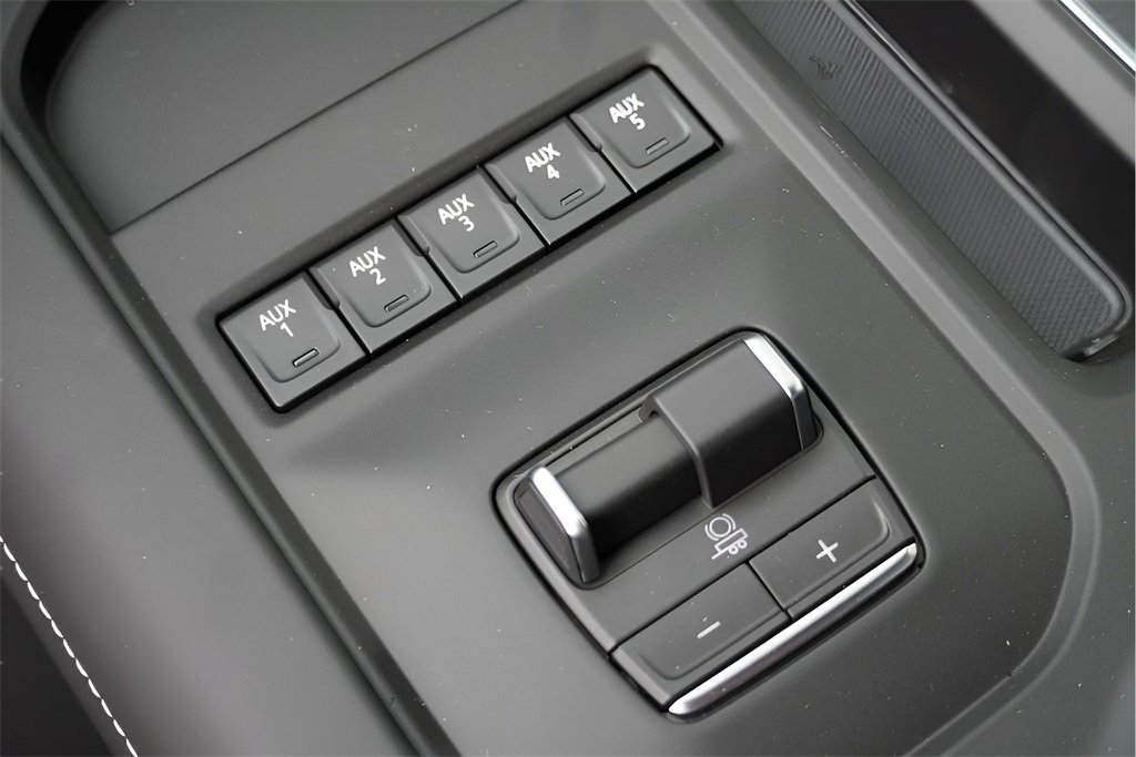 New 2026 GMC Sierra 3500 Denali Ultimate image 19