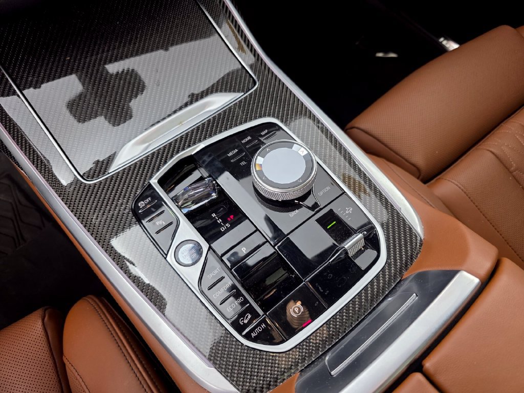 Used 2024 BMW X7 M60i w/ Executive Package AWD/4WD image 24