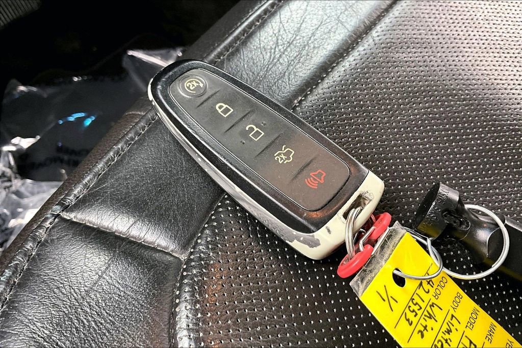 Used 2018 Ford Flex Limited w/ Equipment Group 301A FWD image 11