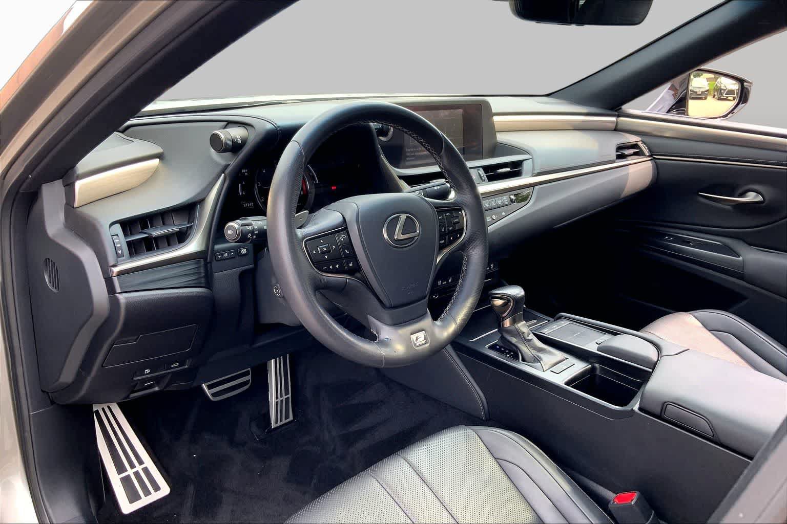 Used 2021 Lexus ES 350 F Sport w/ Accessory Package FWD image 34