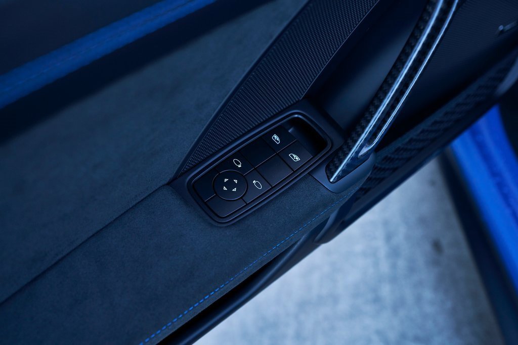 Used 2026 Porsche 911 GT3 w/ Weissach Package image 34