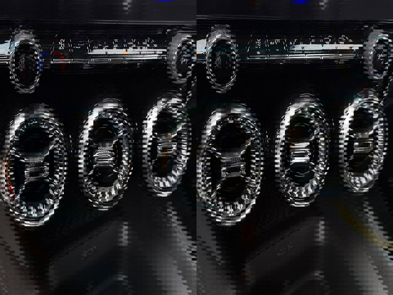 New 2026 Chevrolet Blazer EV LT w/ Super Cruise Package image 17