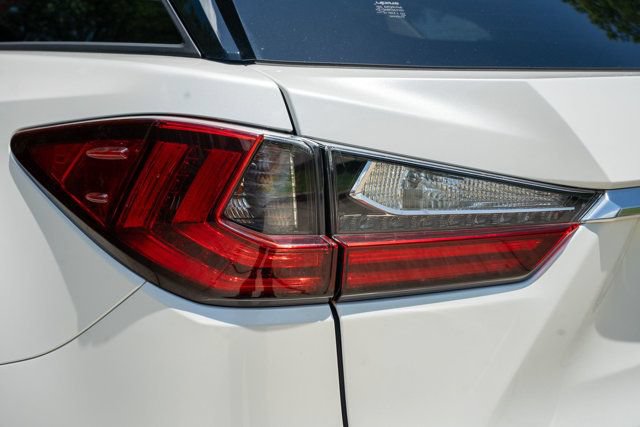 Used 2019 Lexus RX 350L AWD image 9