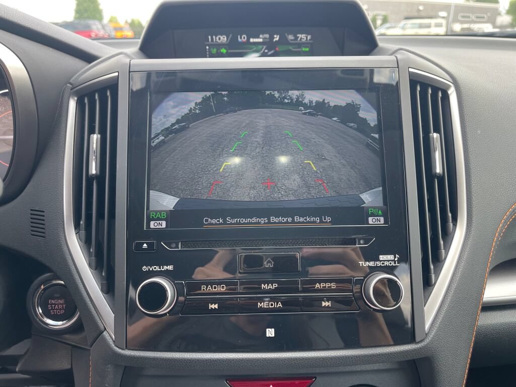 Used 2019 Subaru Crosstrek 2.0i Limited w/ Moonroof Package w/Navigation AWD/4WD image 13