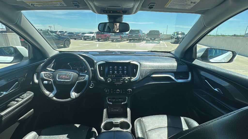 Used 2022 GMC Terrain SLT image 21