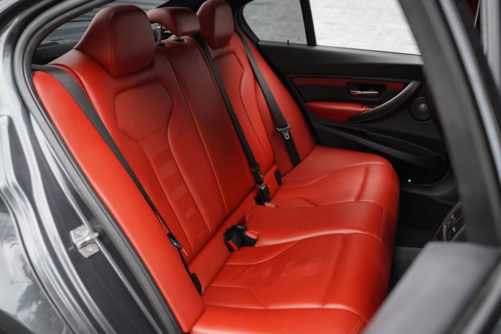 Used 2018 BMW M3 image 27