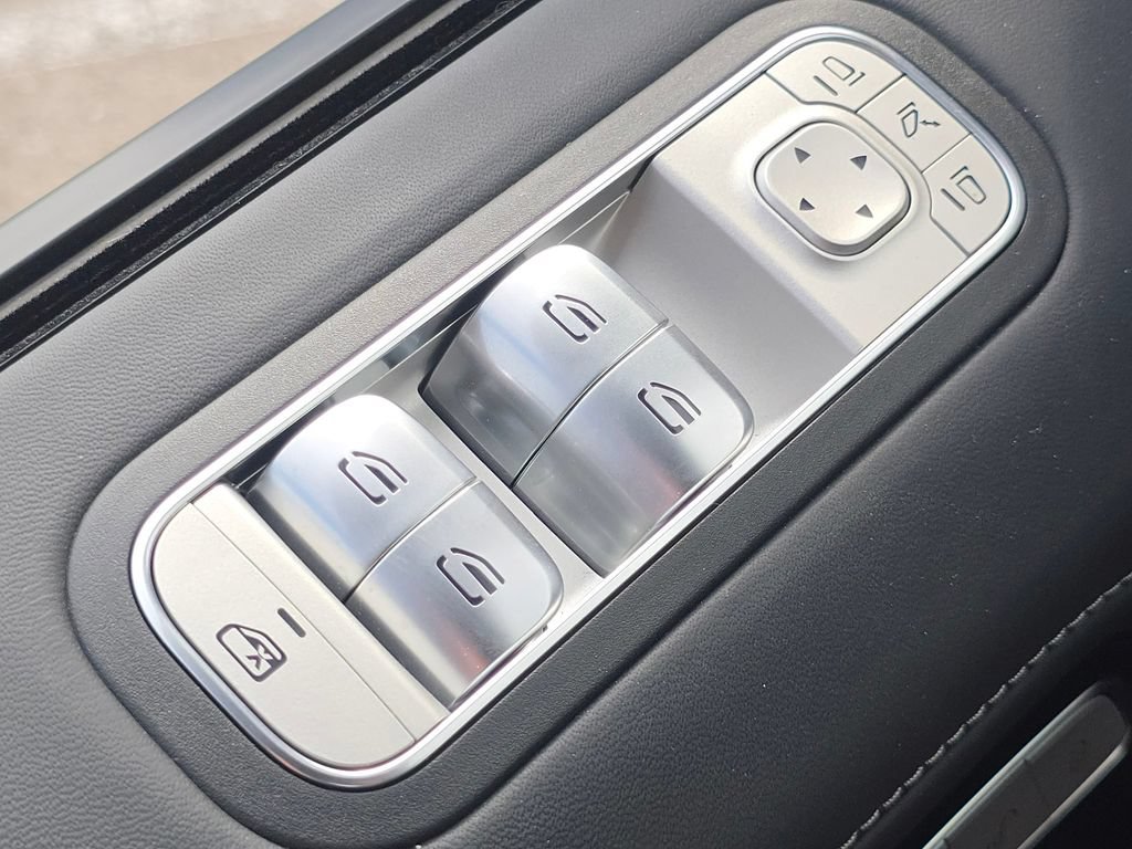 Certified 2023 Mercedes-Benz G 550 image 29