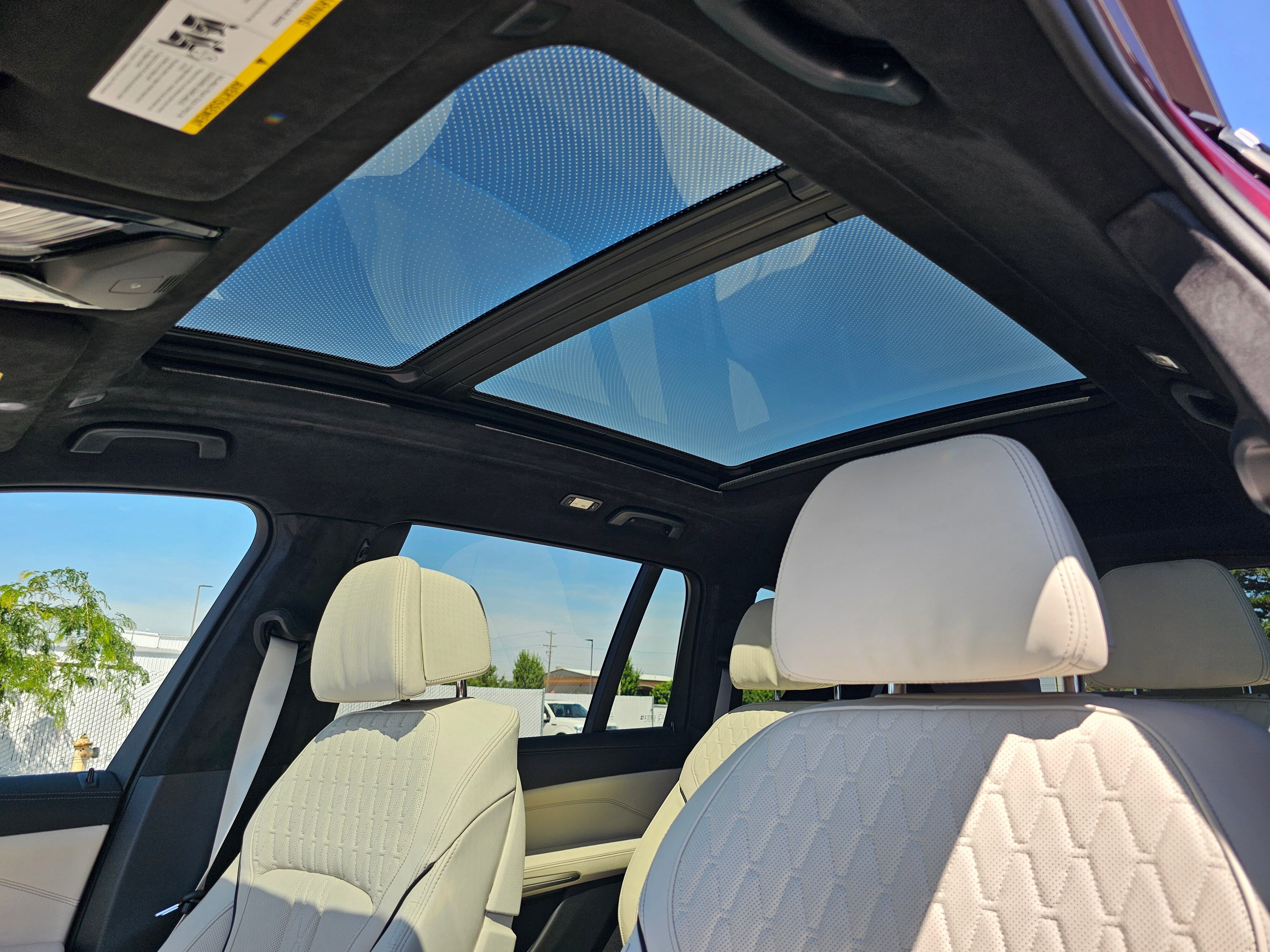 New 2026 BMW X7 xDrive40i w/ Executive Package image 27