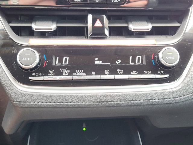 Used 2026 Toyota Corolla Cross XLE image 14