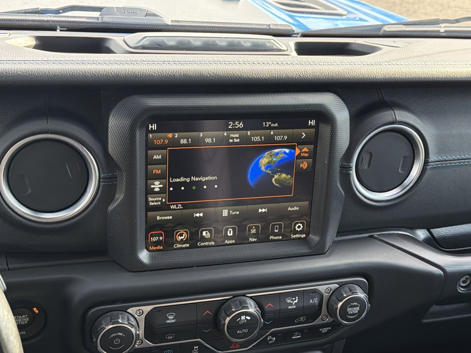 Used 2021 Jeep Wrangler Unlimited Rubicon 4xe w/ Steel Bumper Group image 18